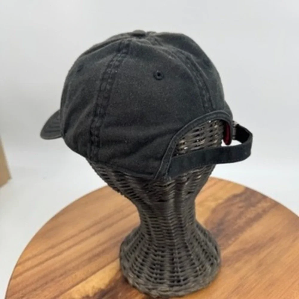 True Religion Hat‎ Cap Black Red Mens OSFA Horseshoe Distressed Faded Strapback